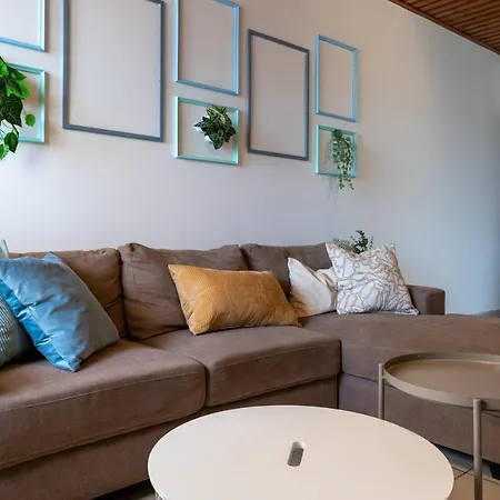 Laurel 2-bedroom In * 라르나카