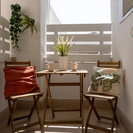 Laurel 2-bedroom In 라르나카