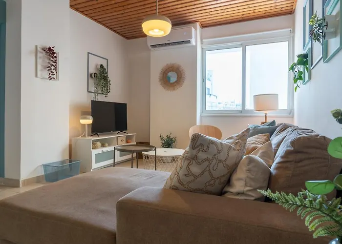 Laurel 2-bedroom In *