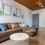 Laurel 2-bedroom In Daire *