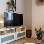 Laurel 2-bedroom In Daire