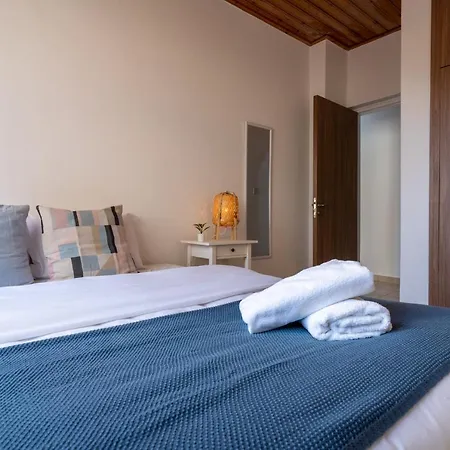 アパート Laurel 2-bedroom In ラルナカ