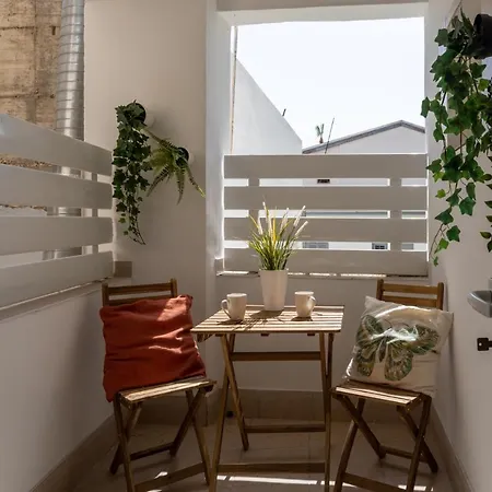 アパート Laurel 2-bedroom In