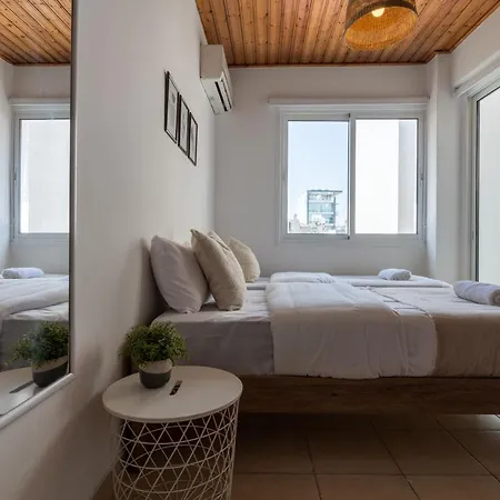アパート Laurel 2-bedroom In *