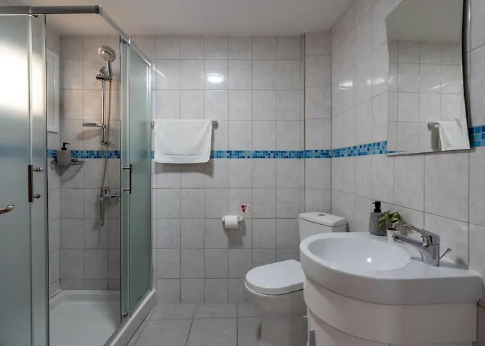 Laurel 2-bedroom In Apartmán Larnaca