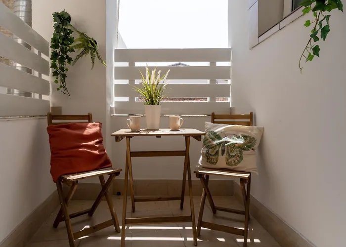 Laurel 2-bedroom In *